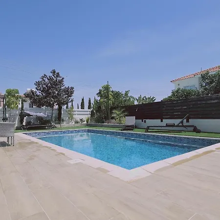 M&l Villa Oroklini