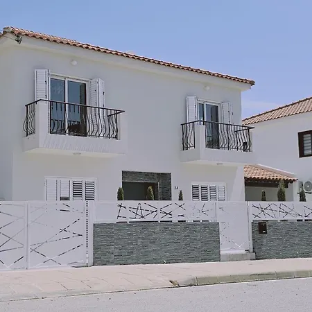 Villa M&l Oroklini